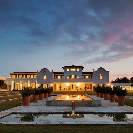 Hotel Font De La Canya Avinyonet del Penedes Екстер'єр фото