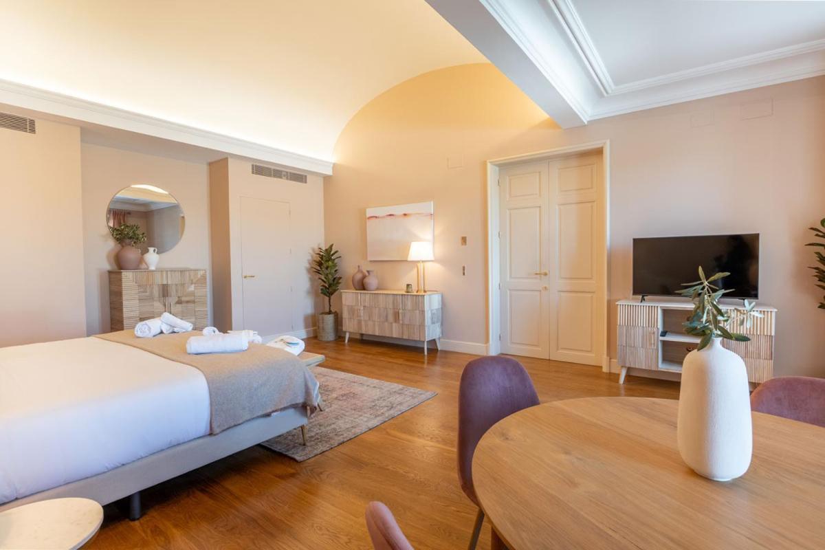 Hotel Font De La Canya Avinyonet del Penedes Екстер'єр фото