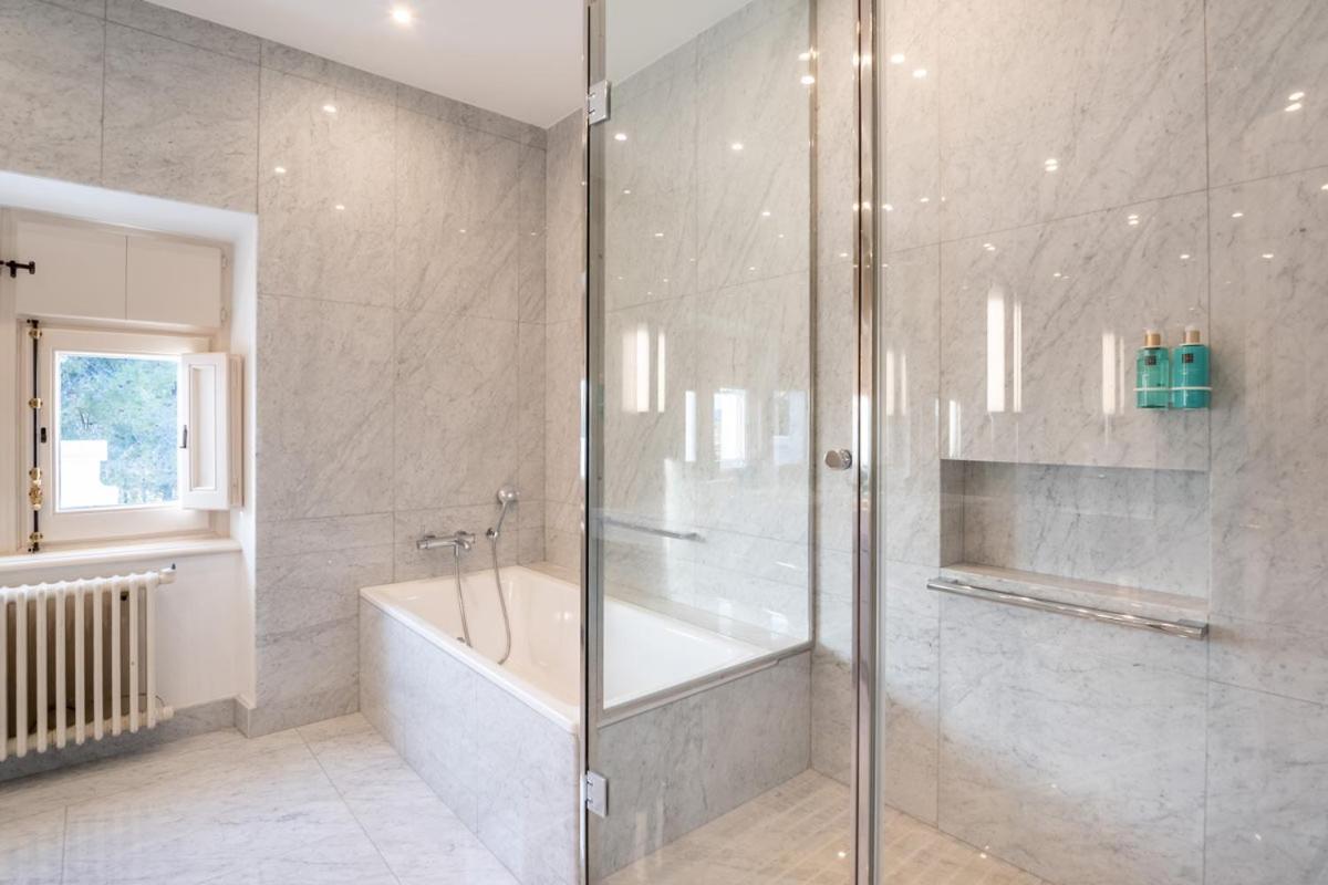 Hotel Font De La Canya Avinyonet del Penedes Екстер'єр фото