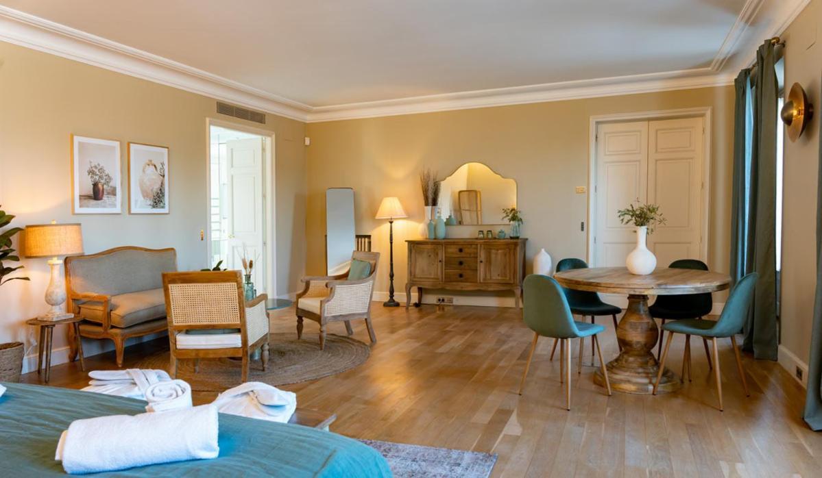 Hotel Font De La Canya Avinyonet del Penedes Екстер'єр фото